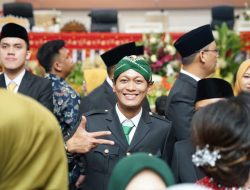 Munir Serahkan Bantuan PIP