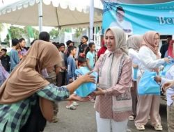 TP PKK dan DWP Semangat Berbagi Takjil di Momen Ramadan di Mahan Agung