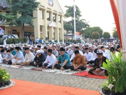 Makna Pengorbanan dan Keikhlasan Jadi Khotbah Iduladha di Polda Lampung