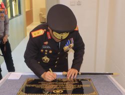 Kapolda Lampung Resmikan Jembatan Penghubung Gedung C dan Gedung D Untuk Pelayanan Hukum