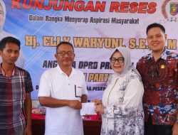 Jalan Rusak Dikeluhkan Warga, Elly Wahyuni Janji Kawal Hingga ke Pemerintah