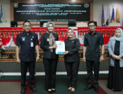 Pemprov Lampung Sampaikan Raperda Perubahan APBD 2025 pada Rapat Paripurna DPRD