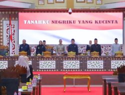 Wali kota Bandar Lampung Hj Eva Dwiana,Menghadiri Rapat Paripurna DPRD Bandar Lampung,Dalam Rangka Paripurna Pembicaraan Tingkat II Raperda Pertanggungjawaban Pelaksanaan APBD Kota Bandar Tahun Anggaran 2024