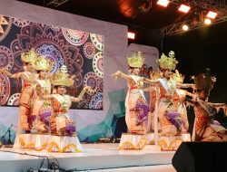 Tari Abung Siwo Migo Bikin Penonton Terhipnotis 