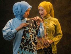 Dari Puskesmas ke Tapis: Ketekunan Asri Menjaga Warisan Lampung Sambil Menggerakkan Ekonomi Keluarga