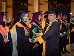 Wisuda UNU, Jihan Serukan Hilirisasi ke Desa