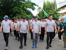 Gerak Jalan Sehat Radin Inten Semarakkan HUT Ke-1 Kodam XXI/RI dan HUT Ke-81 Kemerdekaan RI