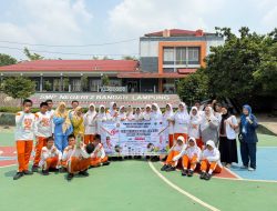 Tim CKG Puskesmas Rajabasa Indah Laksanakan Cek Kesehatan Gratis bagi Siswa SMP Negeri 2 Bandar Lampung